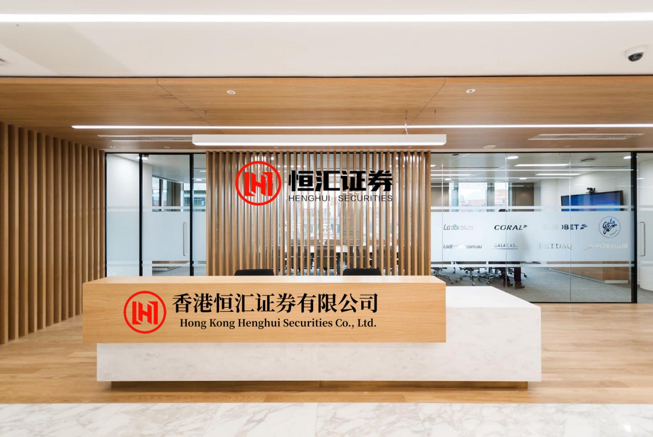 深富优配 智象推出具身世界模型HiDream-O1-Embodied，登顶RoboColiseum扰动适应子榜单